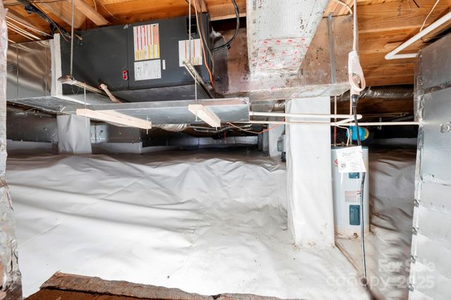 515 N Shore Drive, Hickory, NC 28601