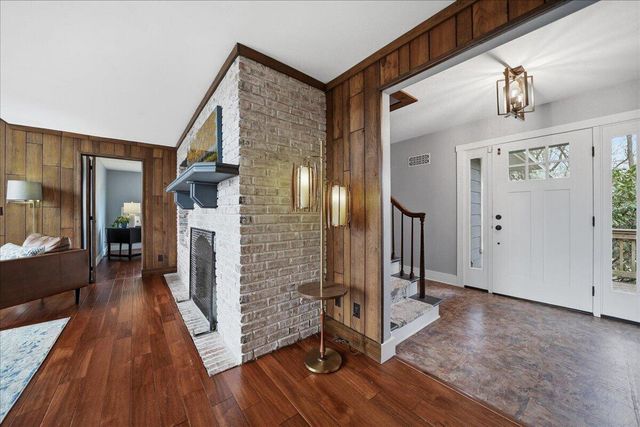 1686 W 300 N, La Porte, IN 46350