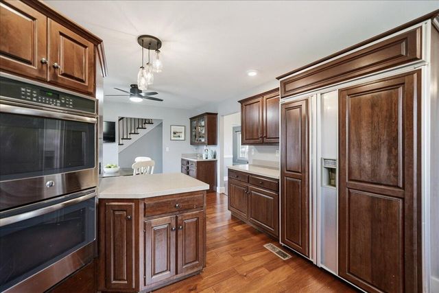 1686 W 300 N, La Porte, IN 46350