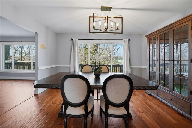 1686 W 300 N, La Porte, IN 46350
