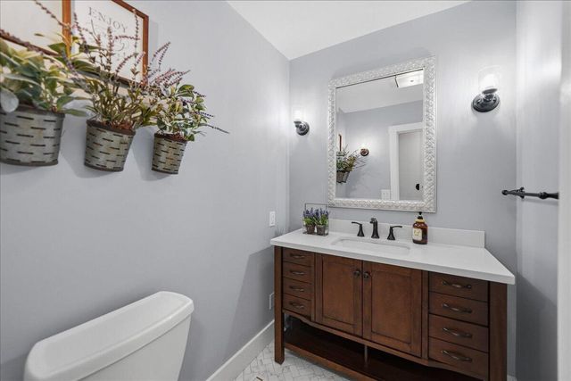 1686 W 300 N, La Porte, IN 46350