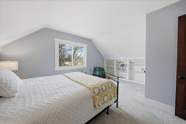 1686 W 300 N, La Porte, IN 46350