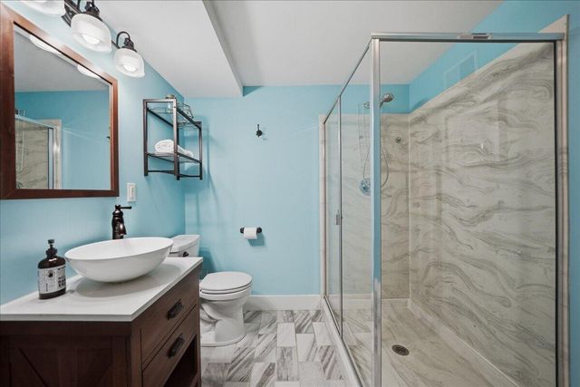 1686 W 300 N, La Porte, IN 46350