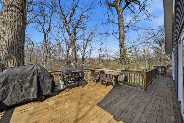 1686 W 300 N, La Porte, IN 46350
