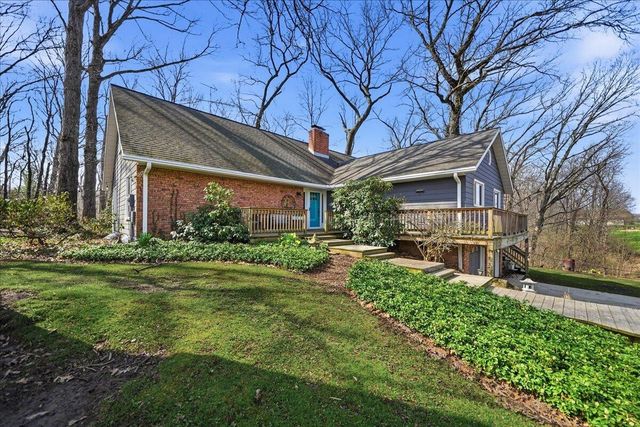 1686 W 300 N, La Porte, IN 46350