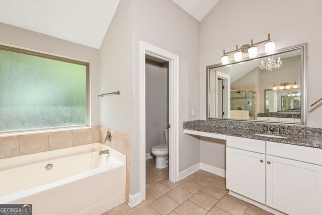 4840 Chickadee Lane, Ellenwood, GA 30294
