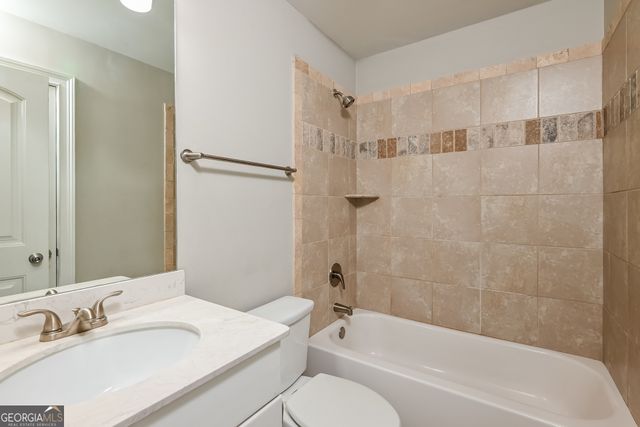 4840 Chickadee Lane, Ellenwood, GA 30294