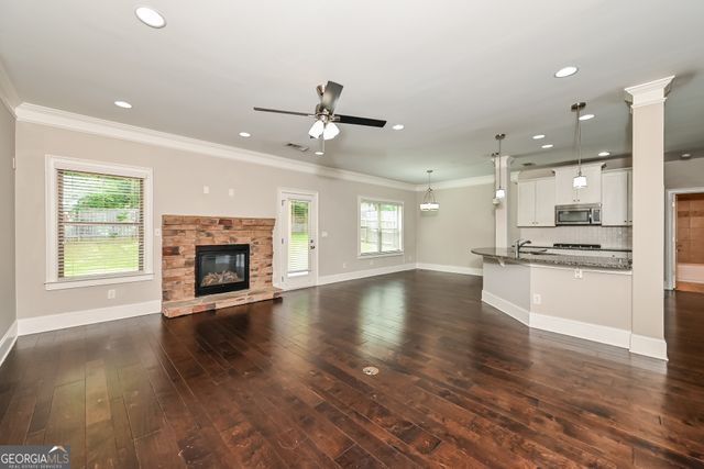 4840 Chickadee Lane, Ellenwood, GA 30294