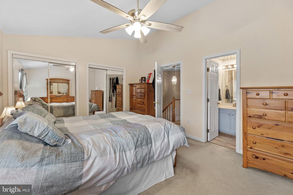 Image 23 of property listing at 15086 JARRELL PL, Woodbridge, VA 22193