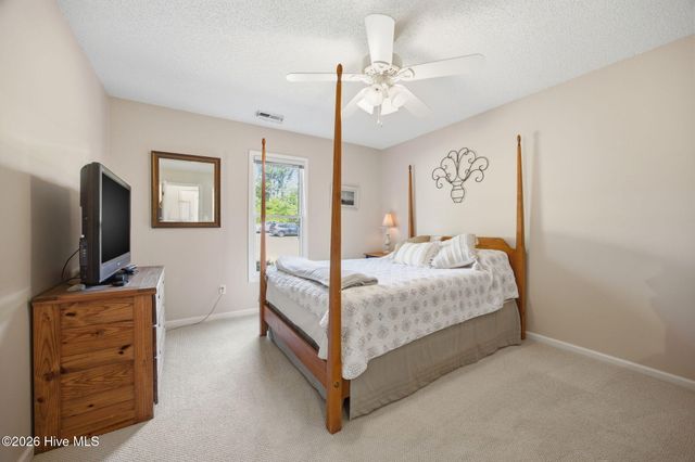 218 Lake Arthur Drive, Newport, NC 28570