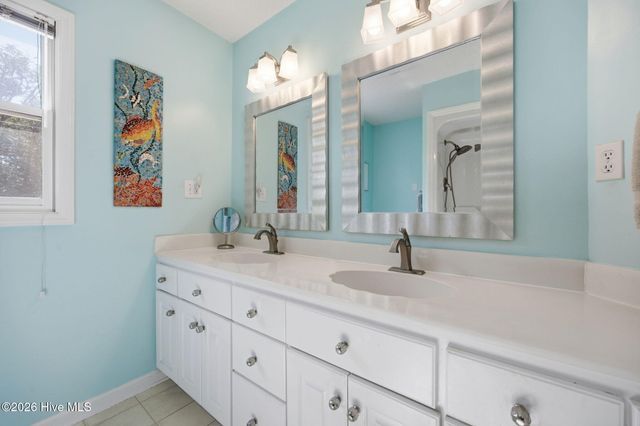 218 Lake Arthur Drive, Newport, NC 28570