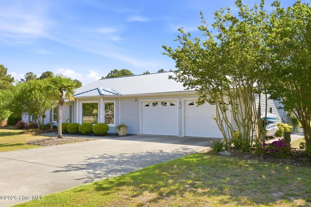 218 Lake Arthur Drive, Newport, NC 28570