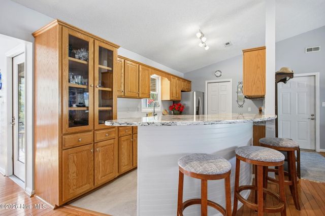 218 Lake Arthur Drive, Newport, NC 28570