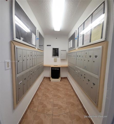 3600 NE 170th Street 404, North Miami Beach, FL 33160