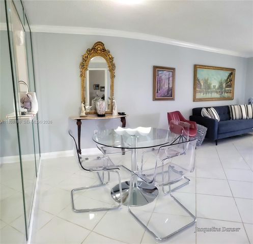 3600 NE 170th Street 404, North Miami Beach, FL 33160