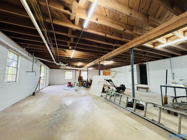 4605 Mountain Crest Drive, Guntersville, AL 35976