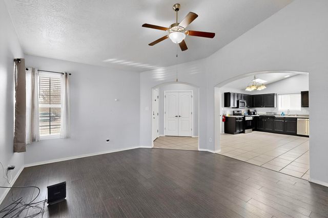 10743 ANTLER TOOL Road SW, Albuquerque, NM 87121