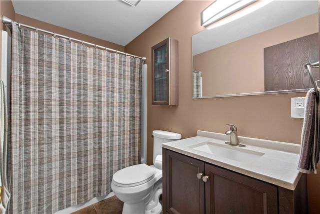 2554B Pheasant Run, Franklin Park, PA 15090