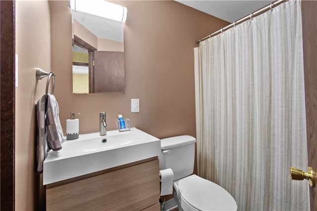 2554B Pheasant Run, Franklin Park, PA 15090