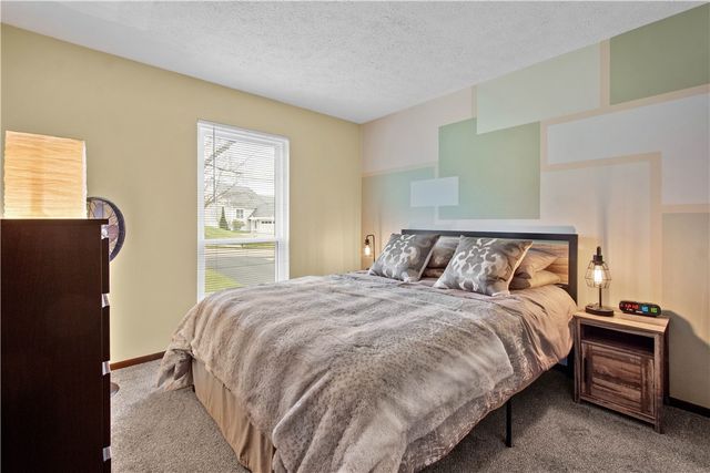 2554B Pheasant Run, Franklin Park, PA 15090