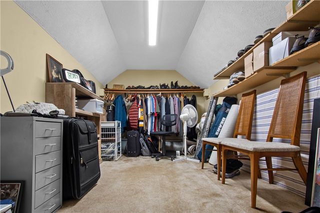 2554B Pheasant Run, Franklin Park, PA 15090