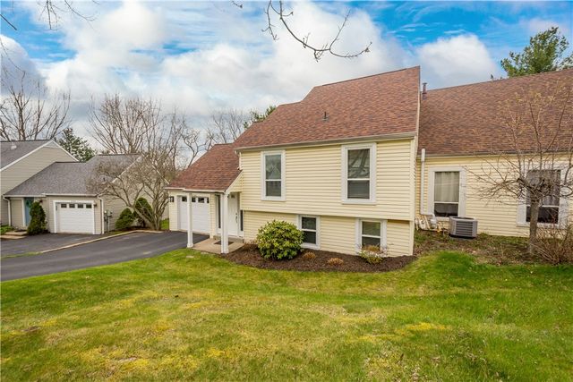 2554B Pheasant Run, Franklin Park, PA 15090