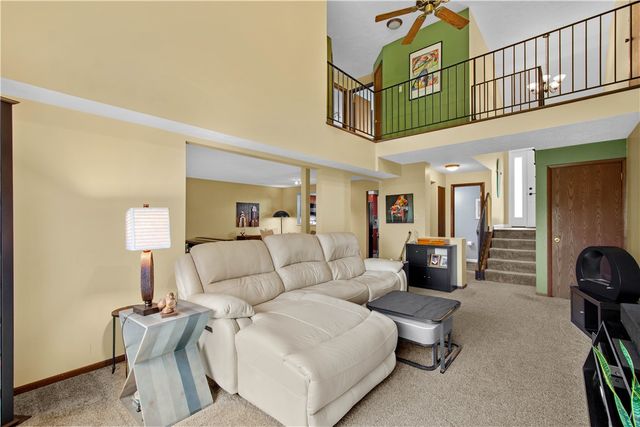 2554B Pheasant Run, Franklin Park, PA 15090