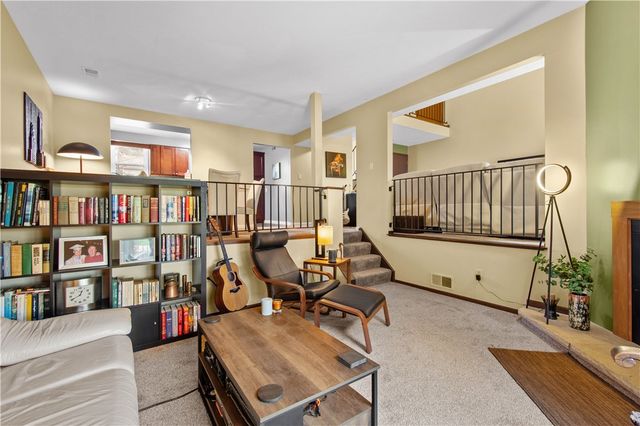 2554B Pheasant Run, Franklin Park, PA 15090