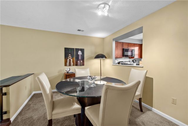 2554B Pheasant Run, Franklin Park, PA 15090