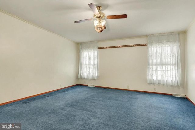 2023 ESHELMAN ST, Middletown, PA 17057