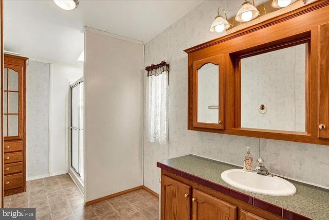 2023 ESHELMAN ST, Middletown, PA 17057