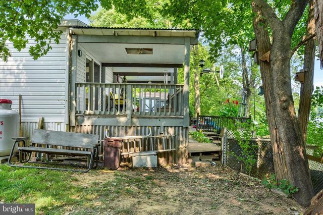 2023 ESHELMAN ST, Middletown, PA 17057
