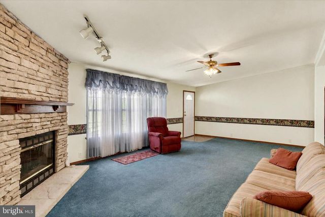 2023 ESHELMAN ST, Middletown, PA 17057