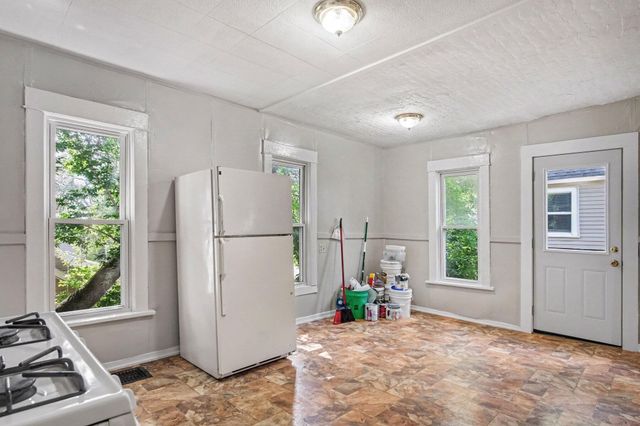 40 Mack Avenue NE, Grand Rapids, MI 49503