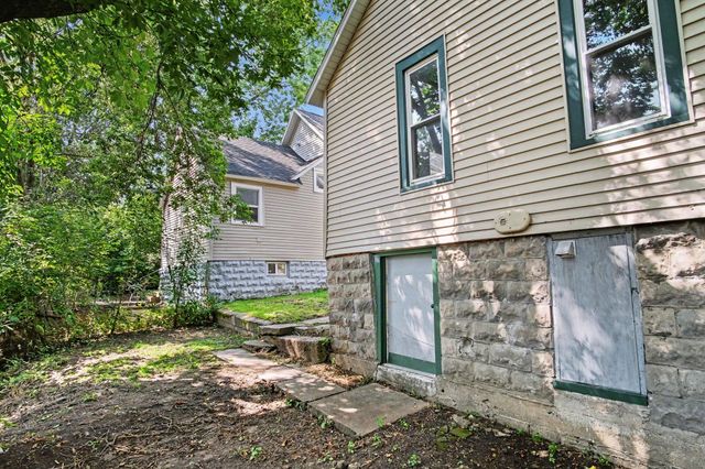 40 Mack Avenue NE, Grand Rapids, MI 49503