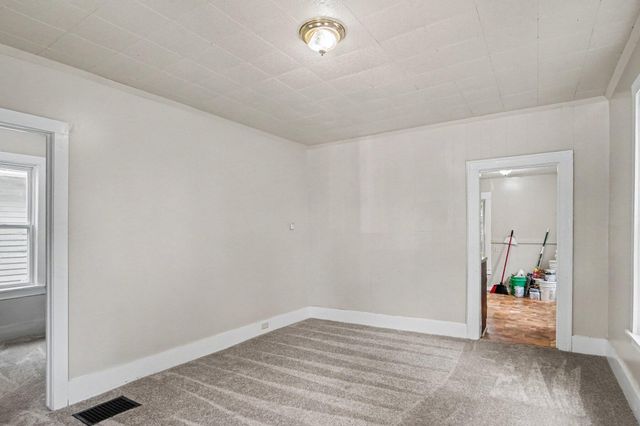40 Mack Avenue NE, Grand Rapids, MI 49503