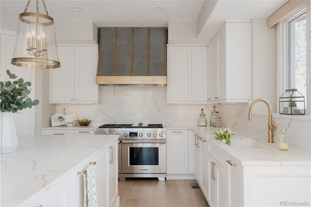 298 Fairchild Drive, Highlands Ranch, CO 80126