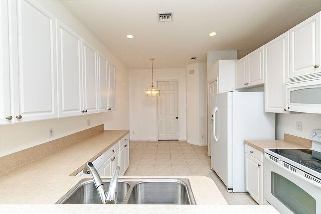 2887 SW Cedar Dunes Drive, Port St. Lucie, FL 34953