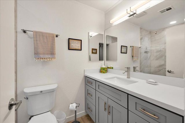 500 E Amado Road 203, Palm Springs, CA 92262