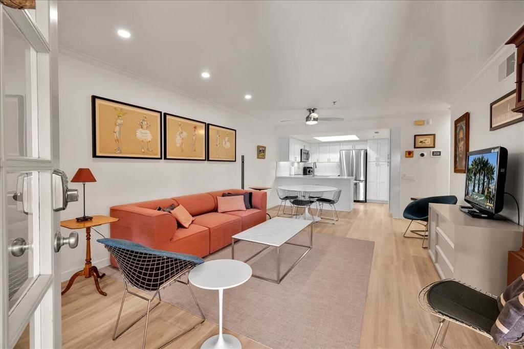 500 E Amado Road 203, Palm Springs, CA 92262