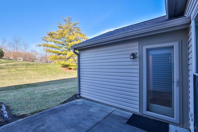 6483 Twin Lakes Drive, Mason, OH 45040
