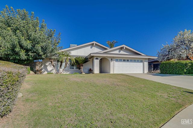 3012 Brock Way, Bakersfield, CA 93306