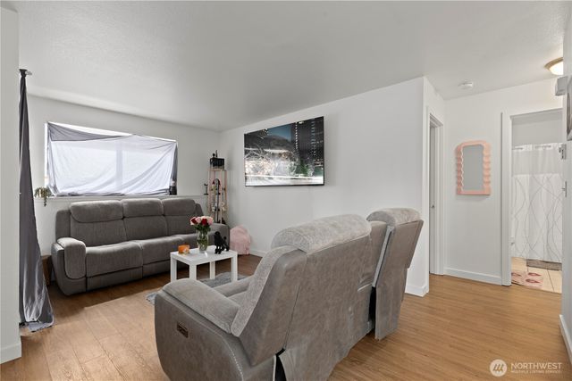 13204 12th Avenue SW, Burien, WA 98146