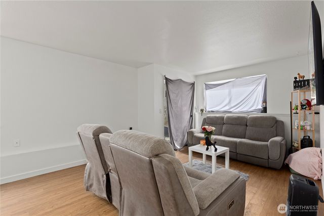 13204 12th Avenue SW, Burien, WA 98146