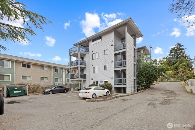 13204 12th Avenue SW, Burien, WA 98146