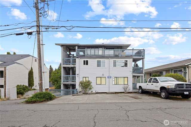 13204 12th Avenue SW, Burien, WA 98146