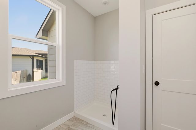 2716 S Prescott Ct, Wichita, KS 67215