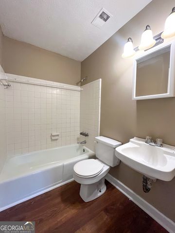 203 Pineview Street, East Dublin, GA 31027