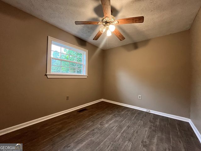 203 Pineview Street, East Dublin, GA 31027