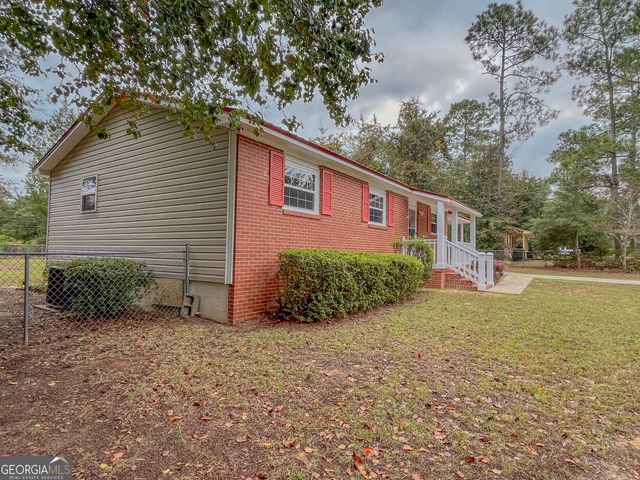 203 Pineview Street, East Dublin, GA 31027